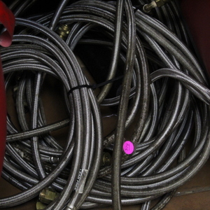 lot 374 image: Hoses Lot