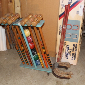 lot 27 image: Horseshoe Set and Croquet Set Lot