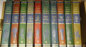 lot 186 image: Colliers Junior Classics Books Lot