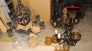 lot 450 image: Hanging Lights Lot