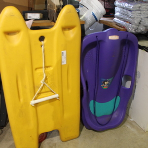 lot 458 image: Plastic Snow Sled and Plastic Skiing Sled