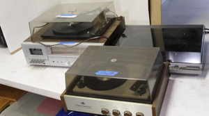 lot 66 image: Stereo Equipment Lot