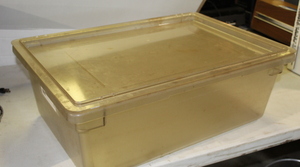 lot 83 image: Food Storage Bin wLid
