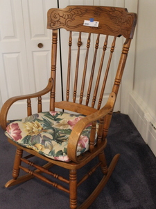 lot 410 image: Rocking Chair