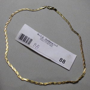 lot 88 image: 14K Gold Necklace