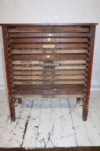 lot 13 image: Type Cabinet with 14 cases