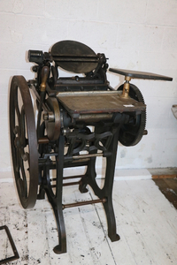 lot 14 image: 7 x 11 C&P Letterpress