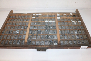 lot 64 image: 18 - 24 - 30 pt. Type