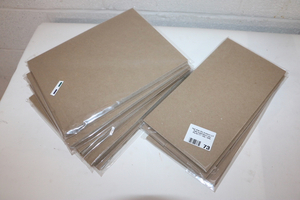 lot 73 image: Binders Board