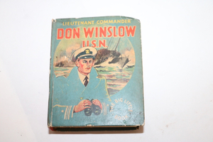 lot 88 image: Lieutenant Commander c1935