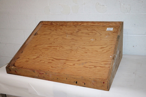 lot 107 image: Slant Top Type Case Bracket