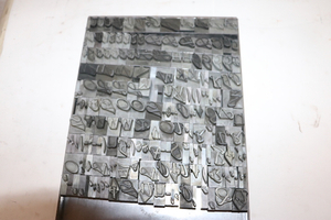 lot 161 image: 72 Pt. Type Legend