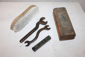 lot 262 image: Misc. Lot