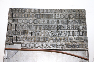 lot 269 image: 48 Pt. Type