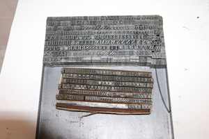 lot 271 image: 20 & 30 Pt. Type