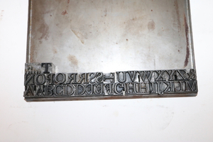 lot 279 image: 48 Pt. Type
