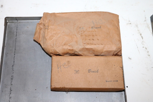 lot 292 image: 24 & 36 Pt. Brush