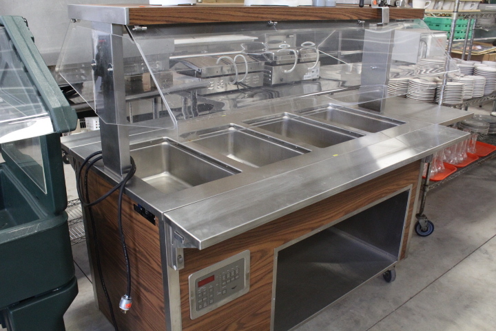 lot 25 image: Vollrath 4 well Hot food Buffet
