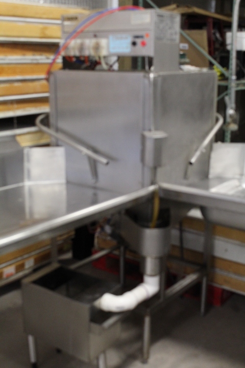 lot 26 image: Dishwasher  - low temp