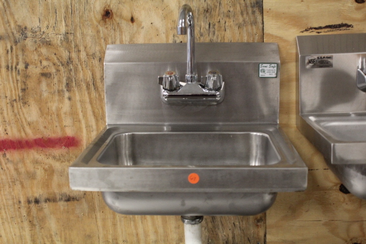 lot 61 image: Hand Sink