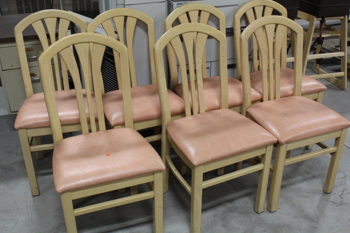 lot 90 image: Chairs