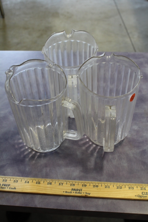 lot 153 image: Pitchers