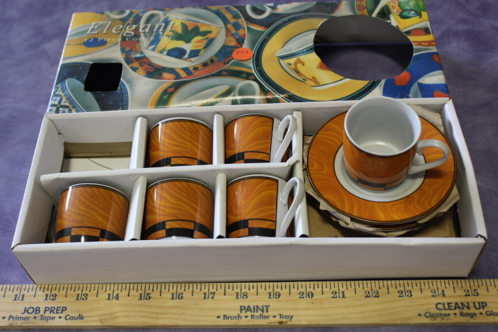 lot 207 image: Coffee set