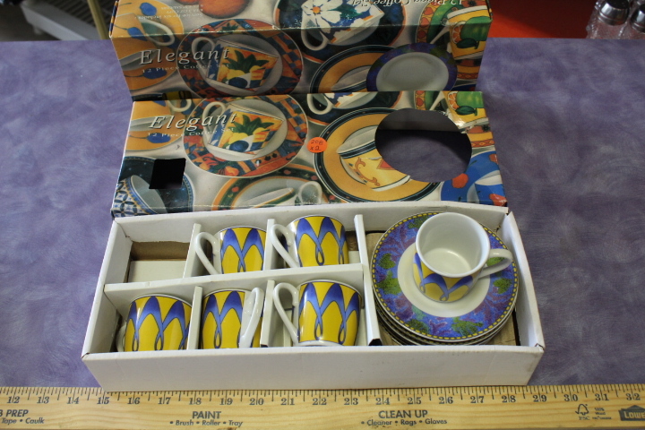 lot 208 image: Coffee sets