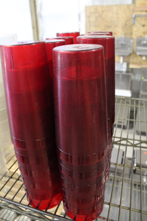 lot 232 image: Soft drink cups