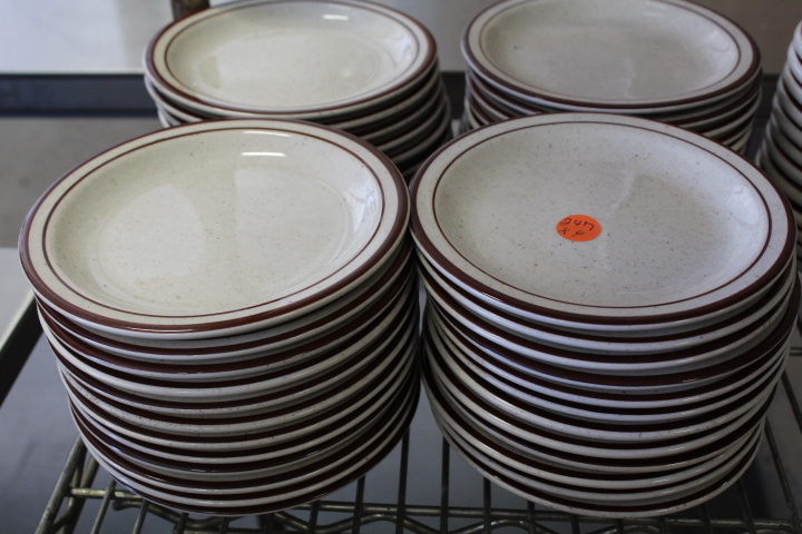 lot 247 image: Small Plates