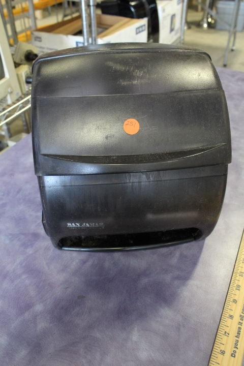 lot 251 image: Roll Towel dispenser
