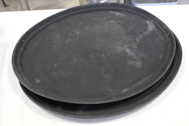 lot 269 image: Serving trays
