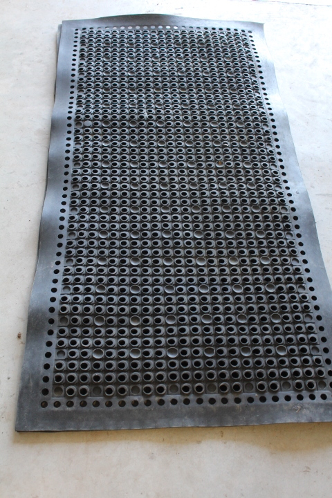 lot 284 image: Anti - Fatigue Mats