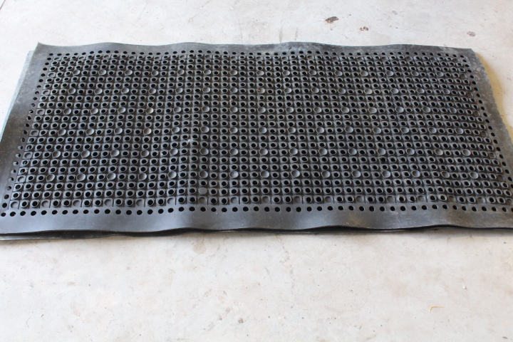 lot 285 image: Anti - Fatigue Mats