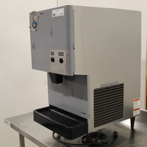 lot 40 image: Hoshizaki Ice Maker  Water Dispenser - NEW