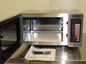 lot 62 image: Commercial Microwave - NEW
