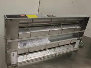 lot 70 image: Food Warmer - NEW