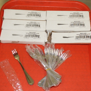 lot 143 image: Cocktail Forks - NEW