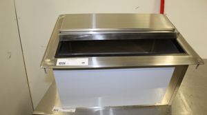 lot 90 image: Insulated Drop-In Ice Bin - NEW