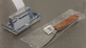 lot 124 image: Grill Cleaner Lot - NEW