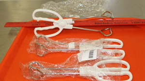 lot 126 image: Scissor Tongs - NEW
