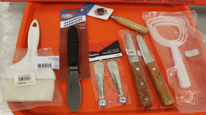 lot 128 image: Utensil Lot - NEW