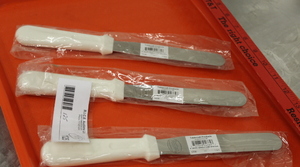 lot 125 image: Icing Spatulas - NEW