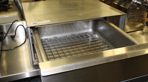 lot 79 image: Drawer Warmer
