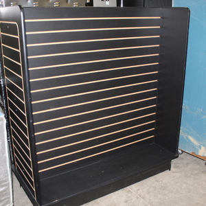 lot 76 image: Wooden Display Rack  Case