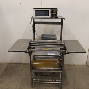 lot 167 image: Food Wrapping Station