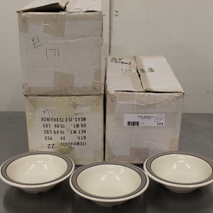 lot 171 image: Bowls