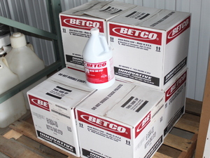 lot 101C image: BETCO One Step floor Restorer