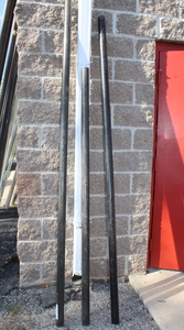 lot 200 image: 2 Black Pipe - 3 Pieces (1019778)