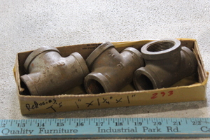 lot 293 image: Reducing Ts - 1 x 1-14 x 1